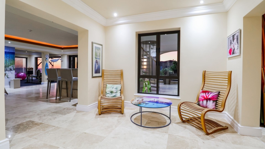 6 Bedroom Property for Sale in Myoli Beach Western Cape